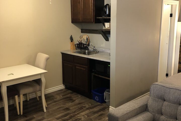 Room 29 of 65