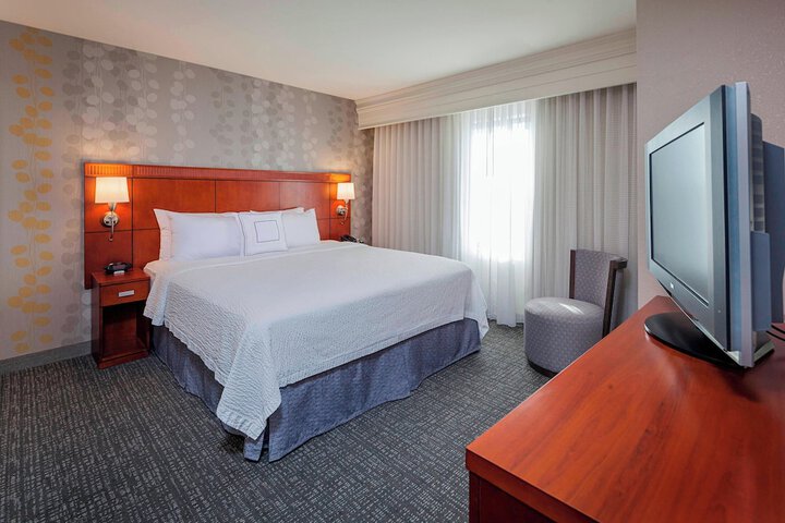 Courtyard by Marriott Madison West Middleton
