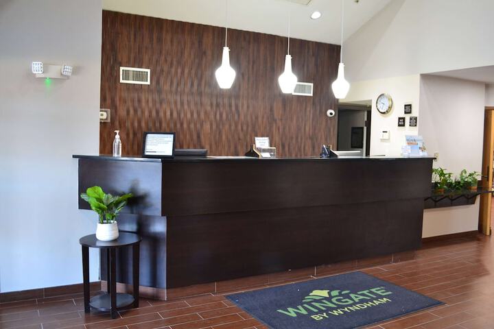 Wingate by Wyndham Bel Air I-95 Exit 77A / APG Area