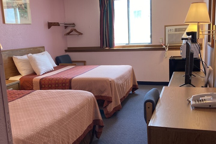 Room 11 of 31