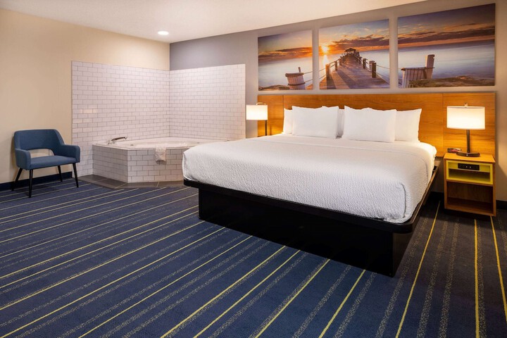 Room 20 of 49