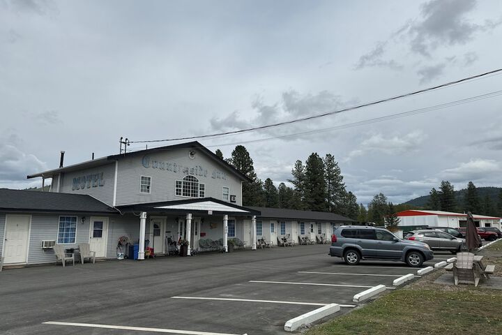 Countryside Inn