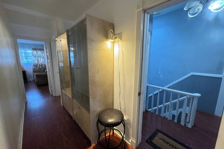 Huge 3 Bedrooms Apt 15 Minutes to NY City