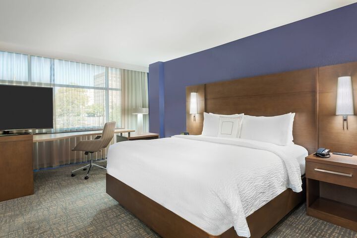 Room 20 of 42