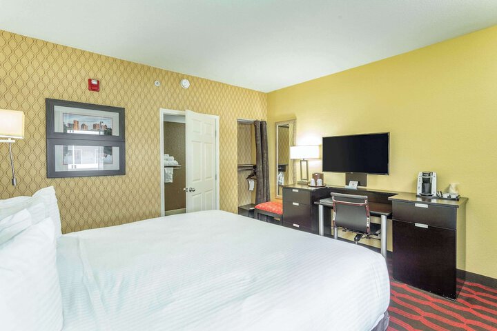 Room 19 of 45