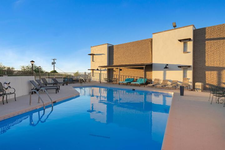 Tombstone Lookout Lodge SureStay Collection by Best Western