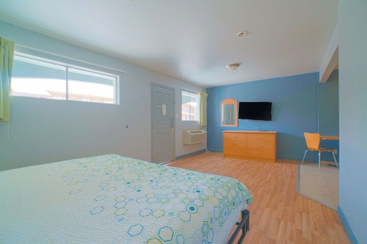 Room 36 of 40