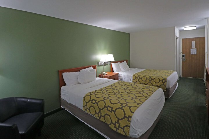 Room 12 of 30