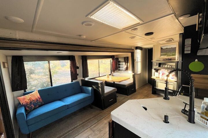 The Alexander at Creek Road