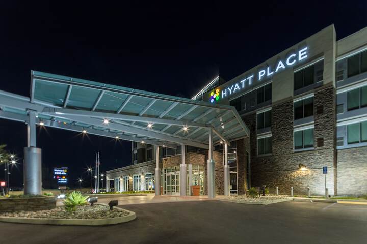 Hyatt Place Delano