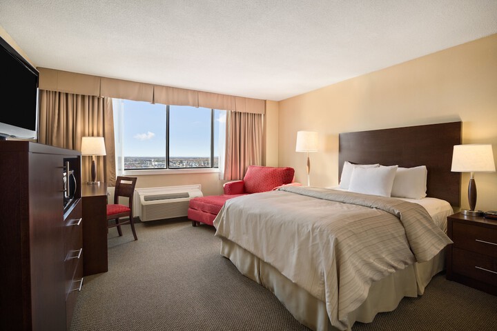 Room 9 of 20