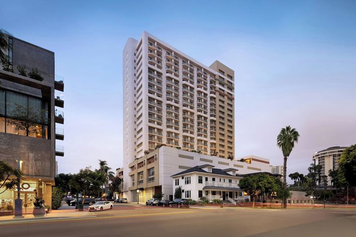 Hotel 2 of 52