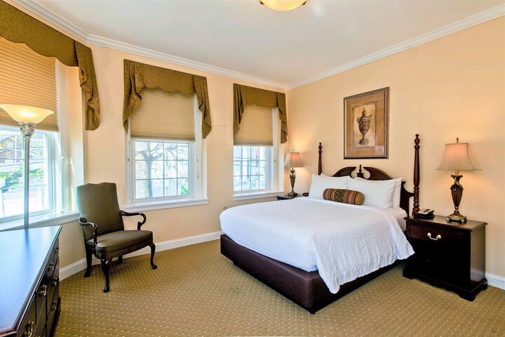 Room 38 of 47