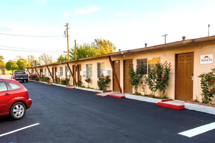 Santa Fe Motel Tehachapi by Hotel O