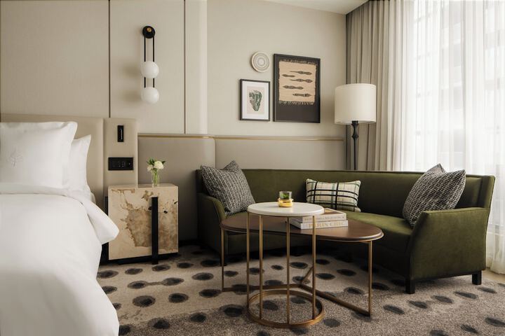 Room 42 of 92