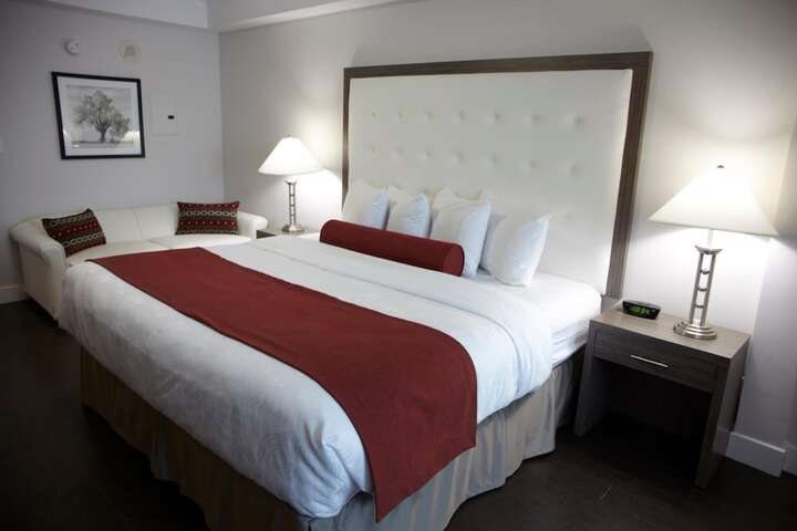Room 37 of 41