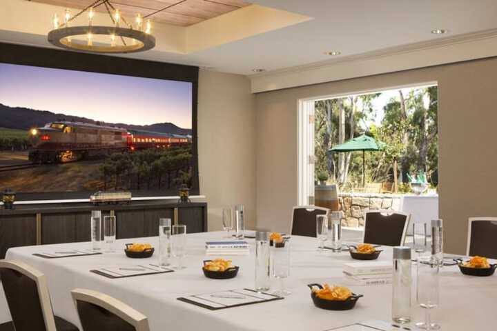 River Terrace Inn