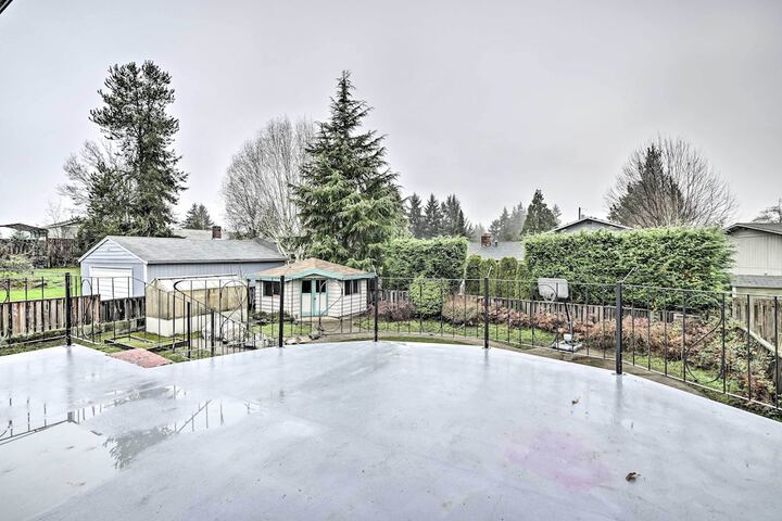 Spacious Kent Home 17 Mi to Dtwn Seattle!