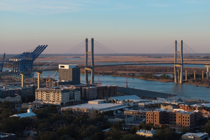 SpringHill Suites Savannah Downtown / Historic District