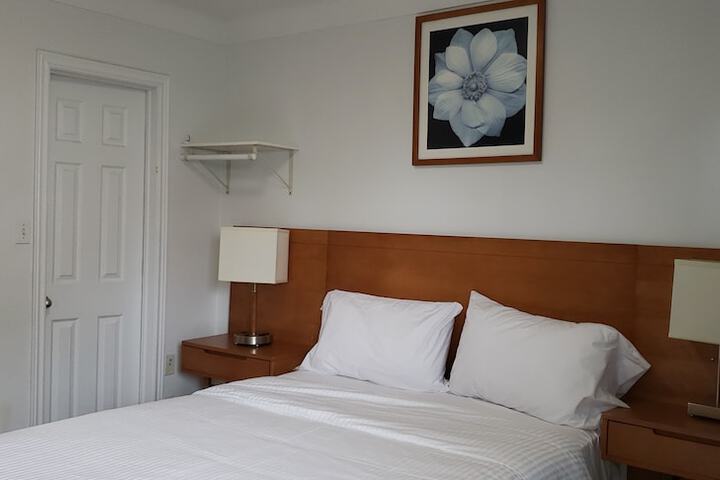 Room 35 of 63