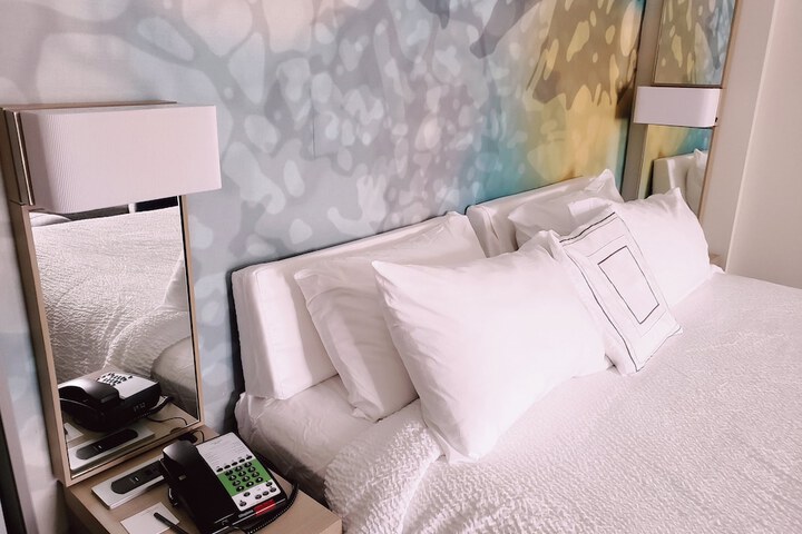 Room 34 of 58