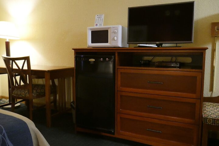 Room 23 of 29