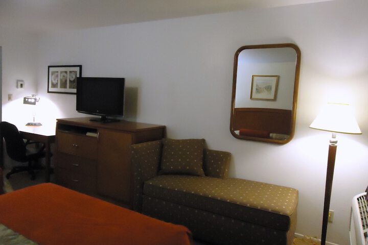 Room 31 of 38