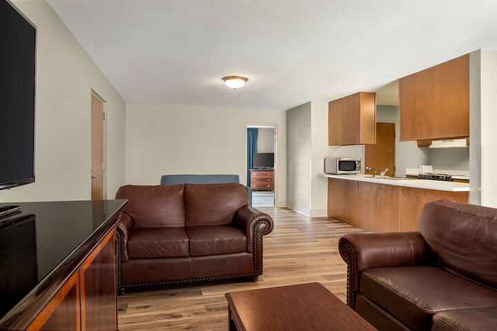 AmericInn by Wyndham Branson & Conference Center