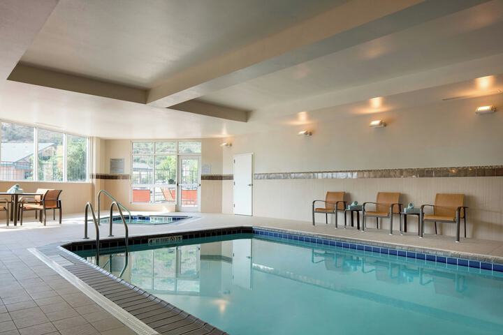 Courtyard by Marriott Glenwood Springs
