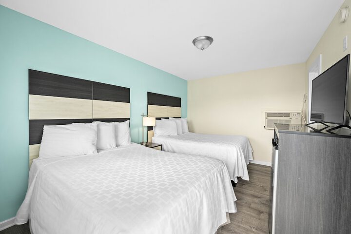 Room 44 of 46
