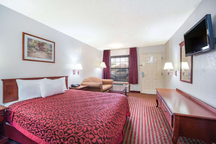 Room 14 of 17