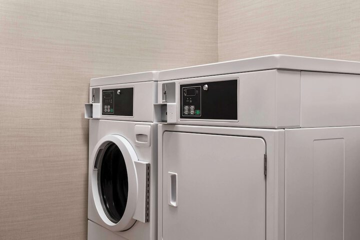 Hampton Inn & Suites Pittsburgh / Waterfront-West Homestead