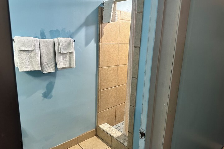 Room 22 of 27