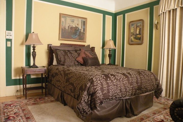 Room 20 of 32