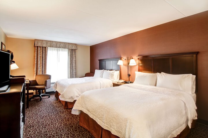 Room 9 of 33