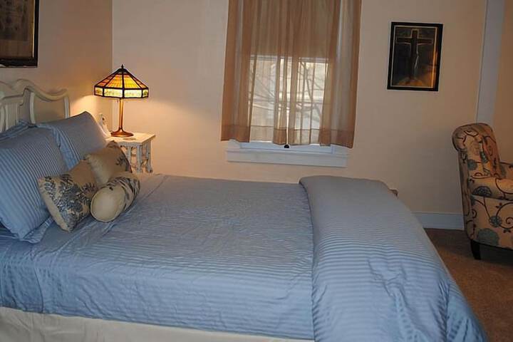 Room 22 of 40