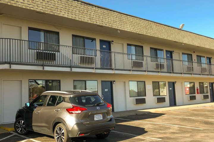 Property Grounds 25 of 25