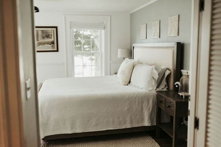 Room 40 of 79