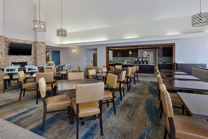Homewood Suites by Hilton Chesapeake-Greenbrier