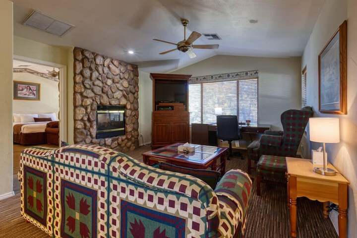 Majestic Mountain Inn
