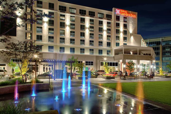 Hotel 4 of 71