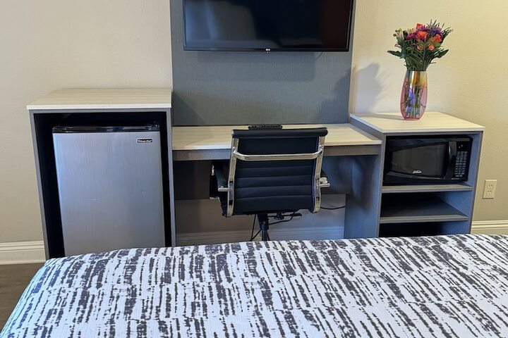 Room 20 of 38