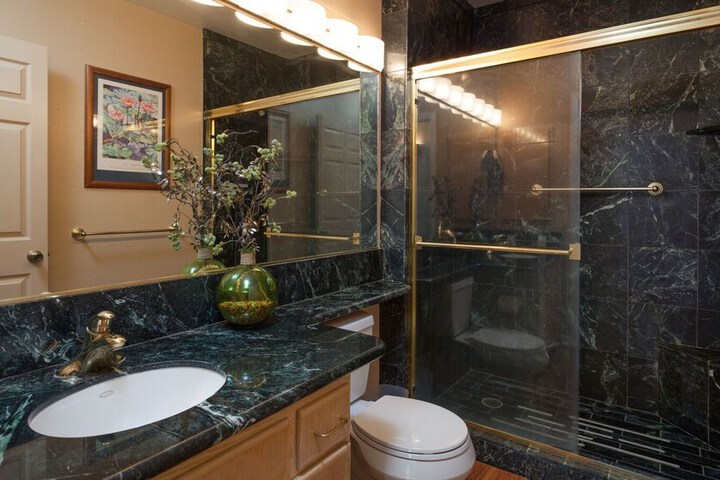 KAULANA AT KONA 3 BEDROOMS 2.5 BATHROOMS CONDO