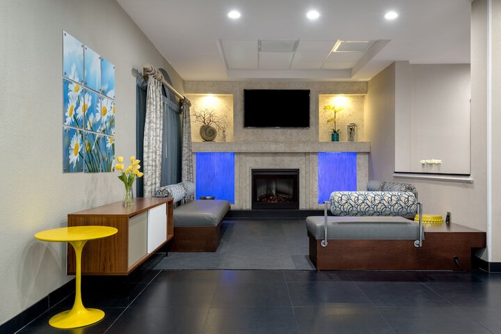 Hotel 3 of 28