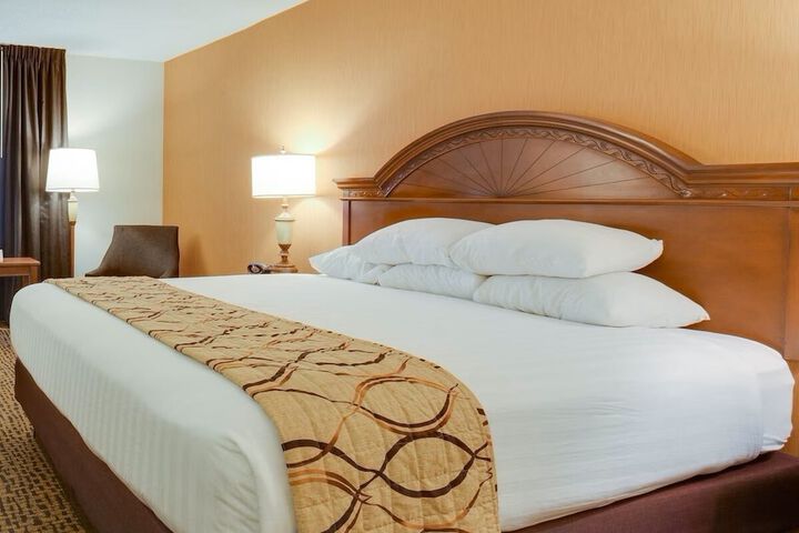 Room 15 of 21
