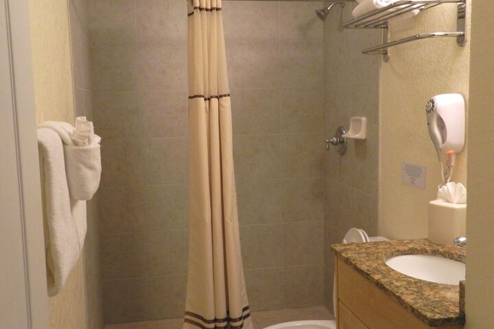 Room 19 of 36