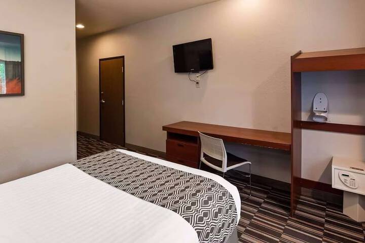 Room 19 of 24