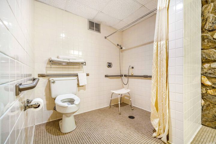 Econo Lodge Inn & Suites Brookings