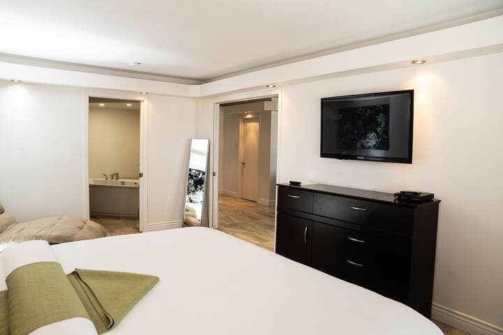 Room 33 of 56