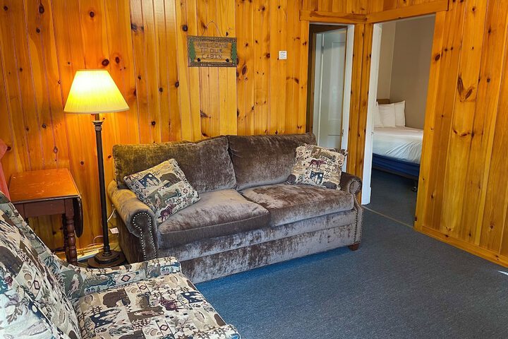 Room 11 of 29